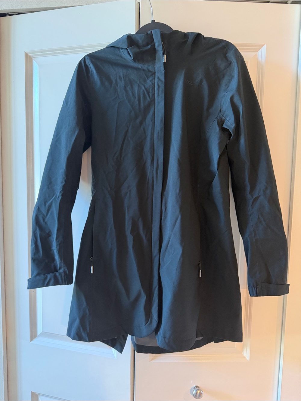 Lole Women’s Black Hooded Rain Coat